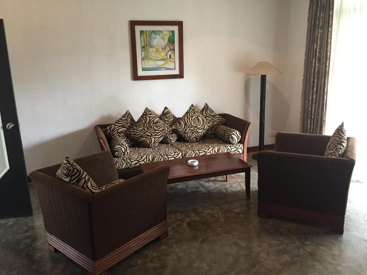 The Oasis Beach Resort Hambantota Exterior foto
